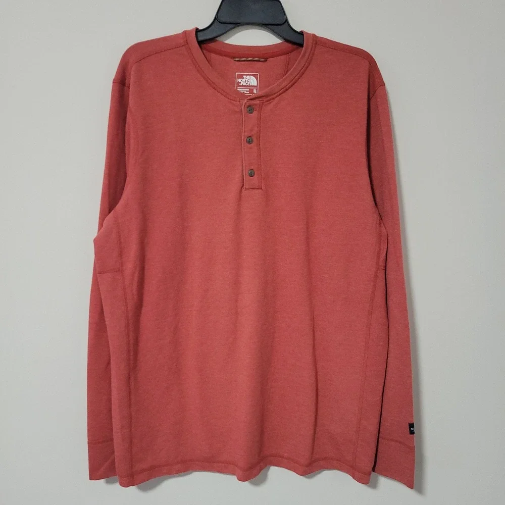 The North Face Henley Shirt Men XL Rust Orange Long Sleeve Stretch Outdoor